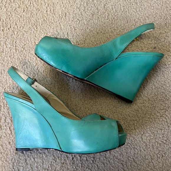 Max Studio mint green leather platform. - Picture 12 of 12